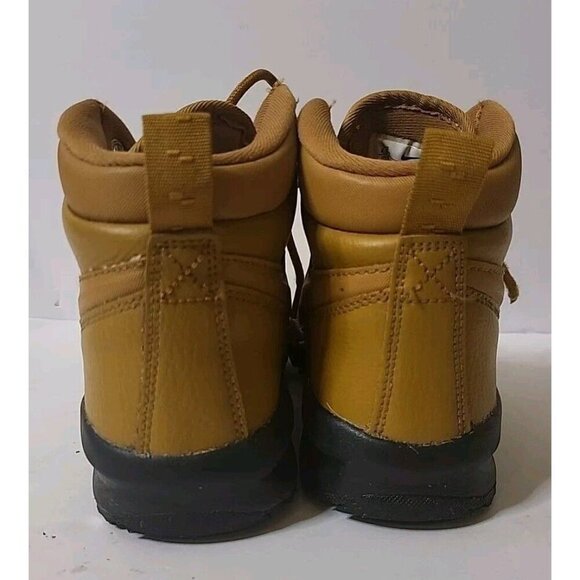 Size 4.5 (GS) - Nike Manoa Mid Wheat - Picture 3 of 7